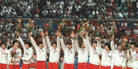  中国女排获得哪几届金牌女排奥运历史战绩
