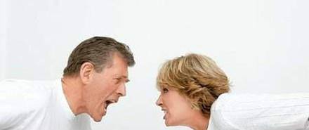  如何知道老公出轨该不该选择离婚呢