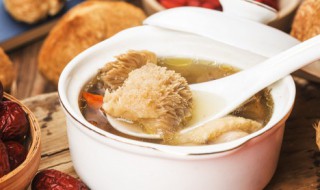 菌菇炖汤最佳搭配啥菜 菌菇炖汤最佳搭配哪些菜